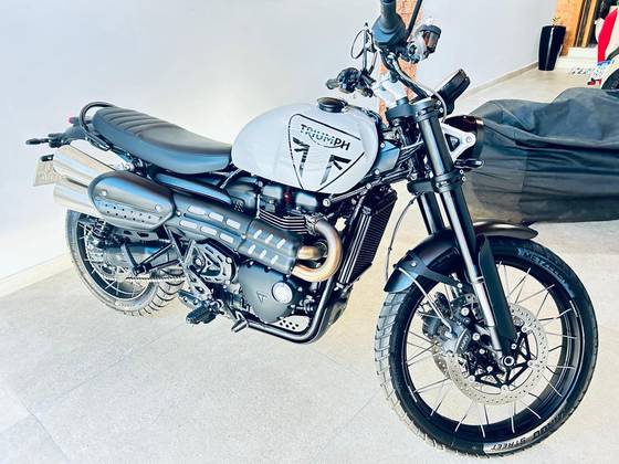 TRIUMPH BONNEVILLE SCRAMBLER 1200 X TRIUMPH BONNEVILLE SCRAMBLER 1200 X